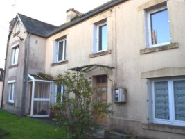 Maison 2 Pièces + Maison A Rénover + Dépendance 29540 Spézet